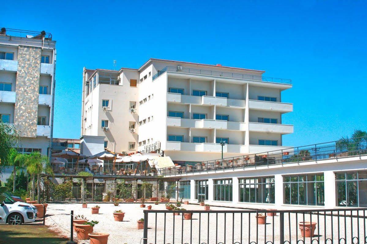 Hotel Santa Lucia Le Sabbie d'Oro Cefalù Esterno foto